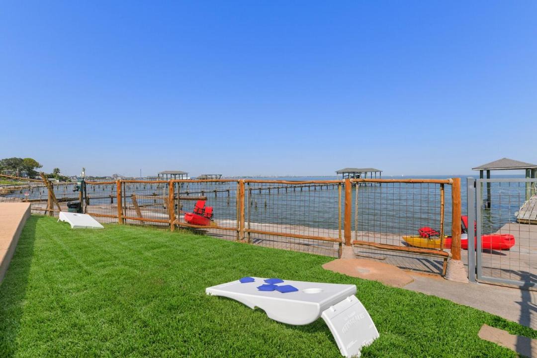 Photo of Others in Clear Lake Shores
