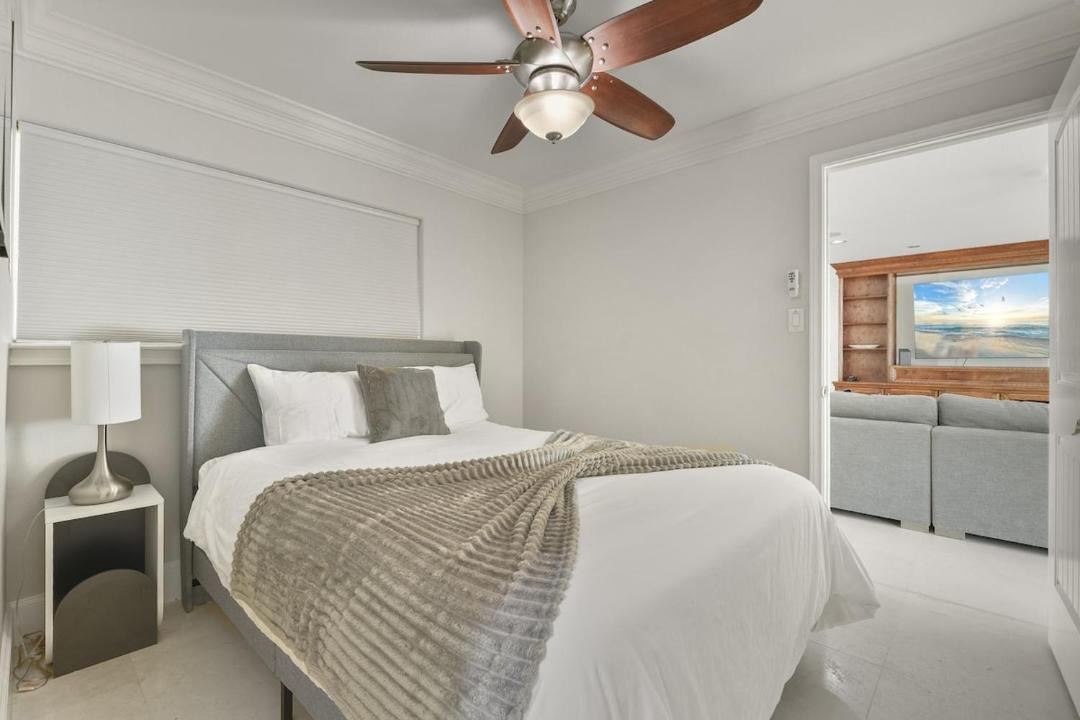 Photo of Bedroom in Clear Lake Shores