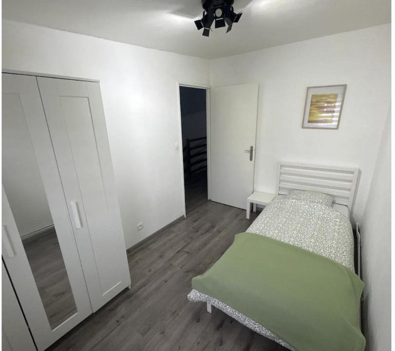 Photo of Bedroom in Mont-Saint-Martin