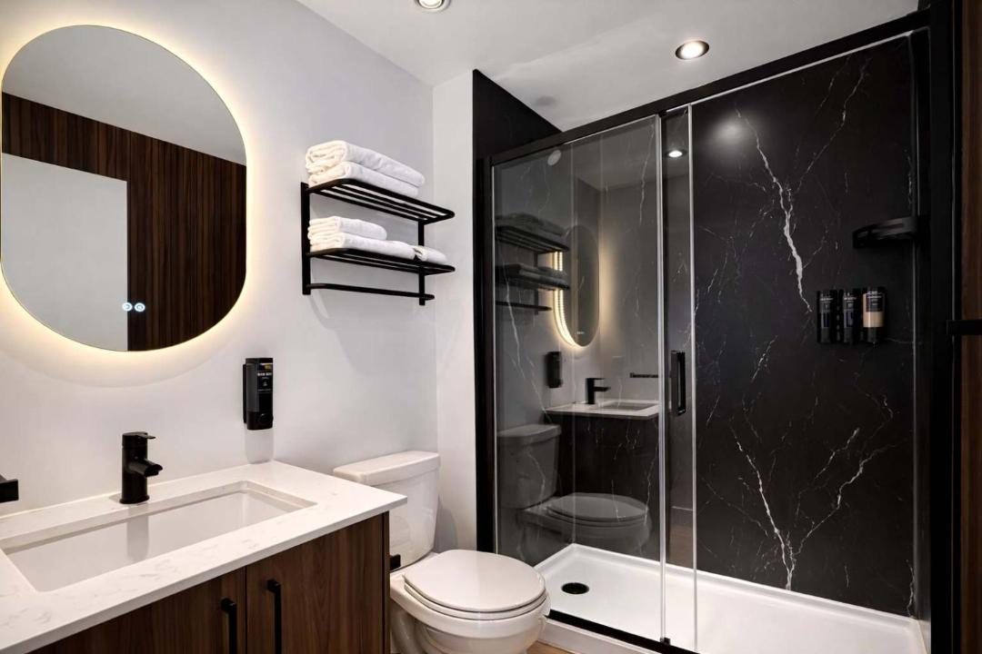 Photo of Bathroom in La Cite-Limoilou