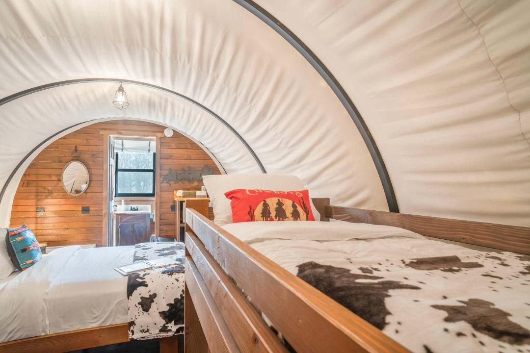 Photo of Bedroom in Branson