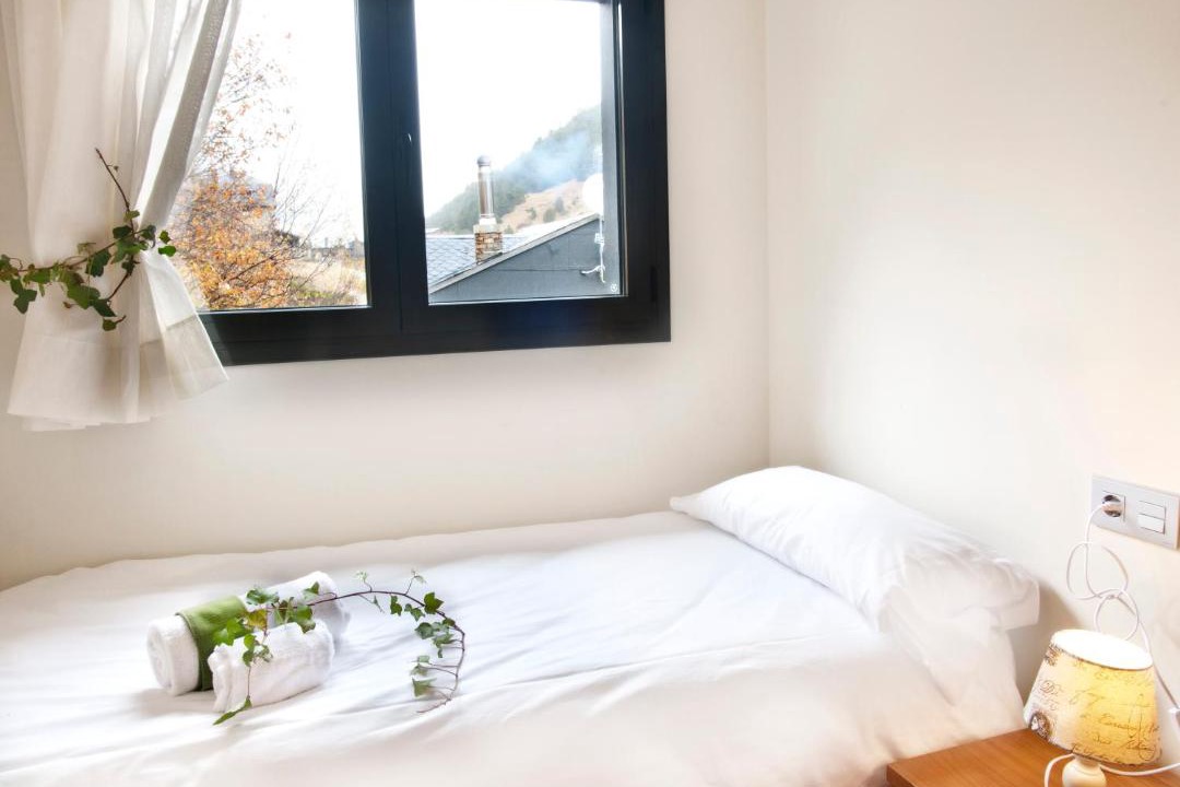 Photo of Bedroom in Incles