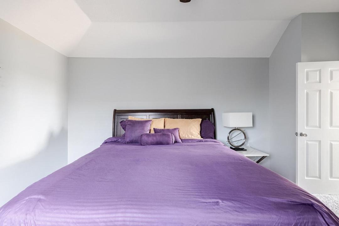 Photo of Bedroom in Baytown