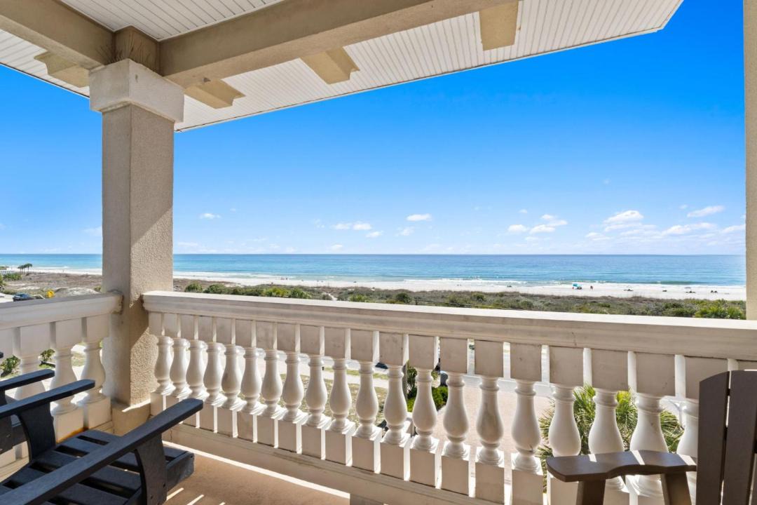 Photo of Patio Balcony in Laguna Beach