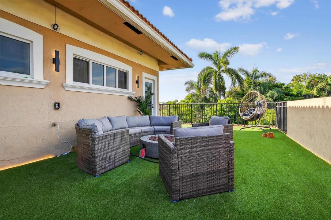 Photo of Patio Balcony in Lake Ridge