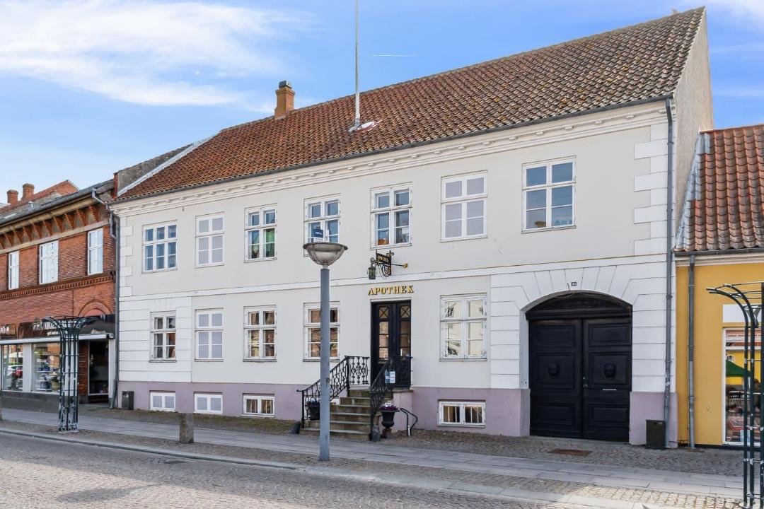 Photo of Buildings in Stege