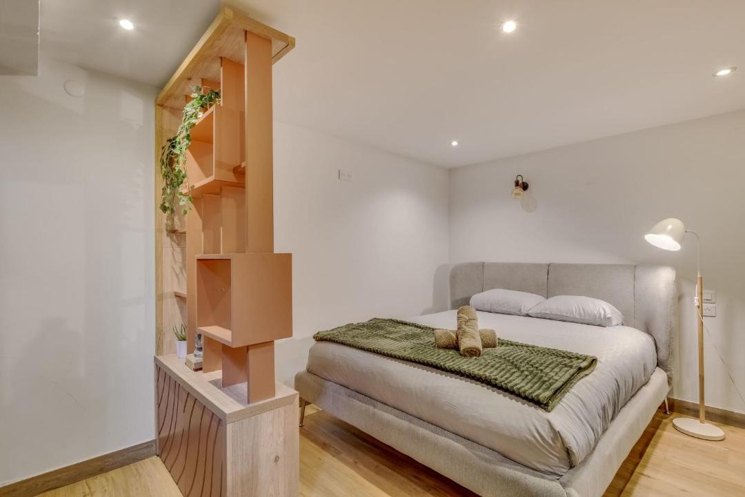 Photo of Bedroom in 14th Arrondissement