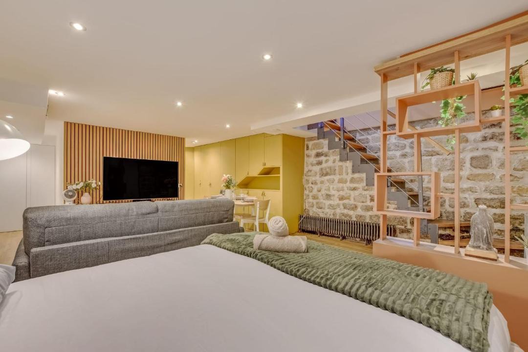 Photo of Bedroom in 14th Arrondissement