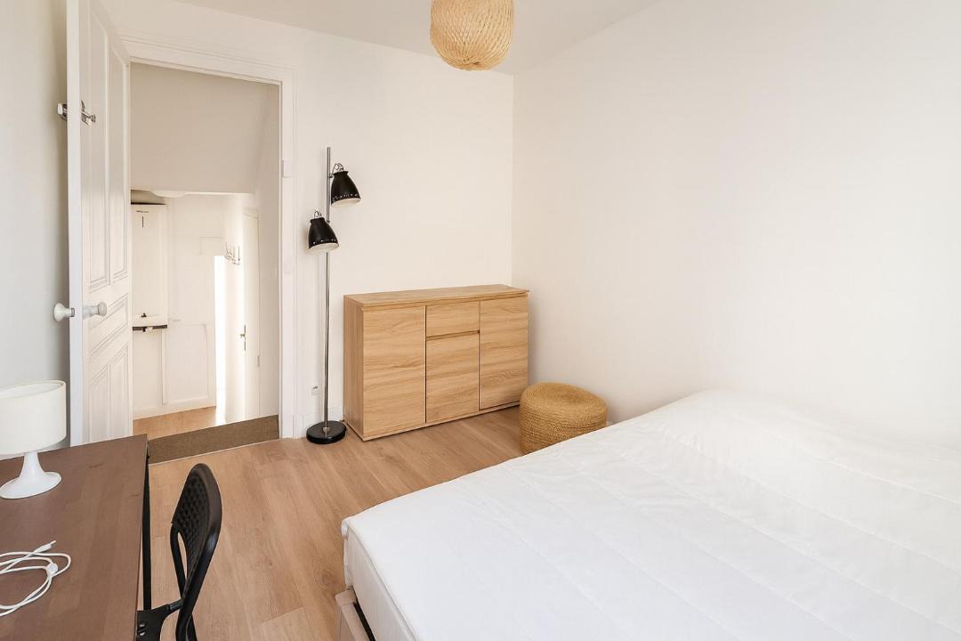 Photo of Bedroom in Rouen City Centre