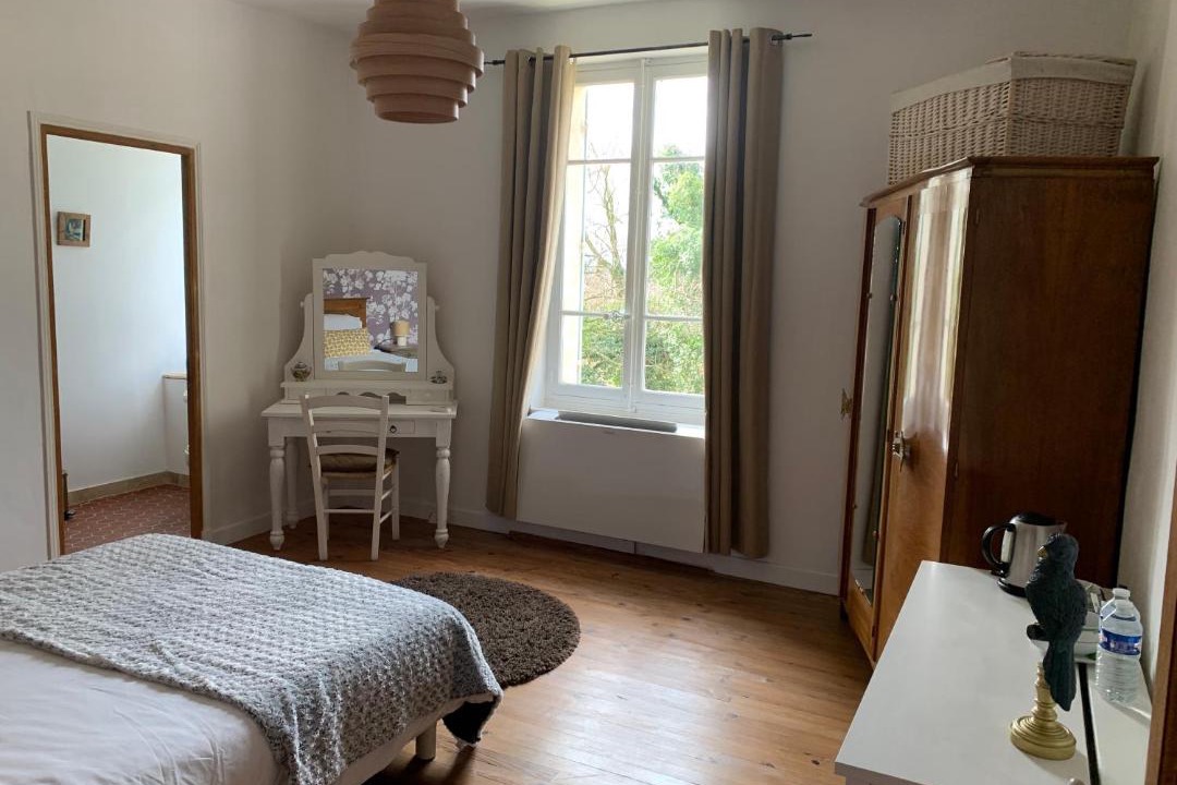 Photo of Bedroom in Loriol-du-Comtat
