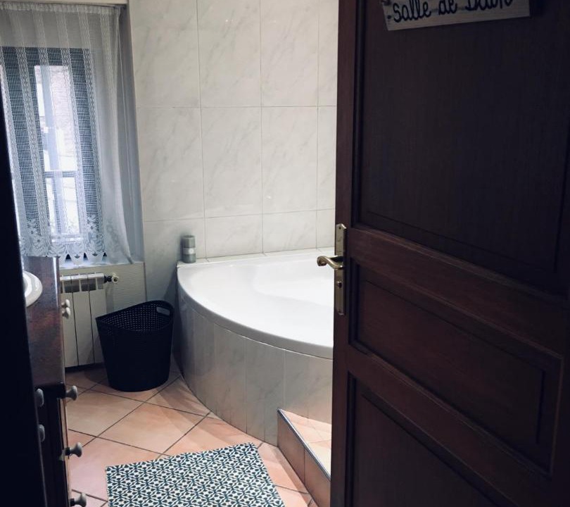 Photo of Bathroom in Bazus