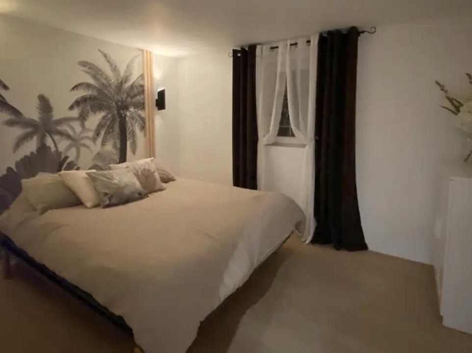 Photo of Bedroom in Bonnieres-sur-Seine