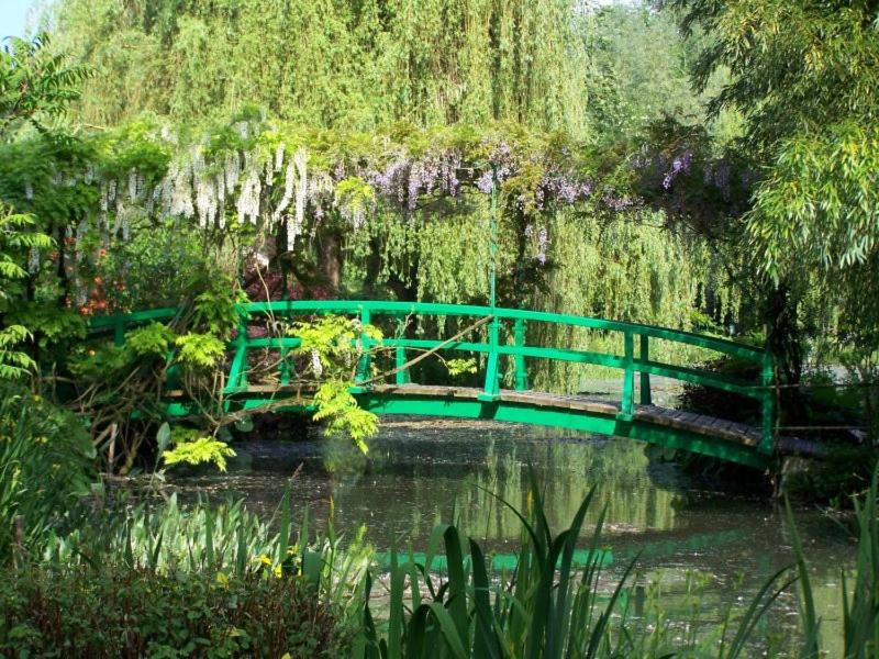 Photo of Others in Giverny