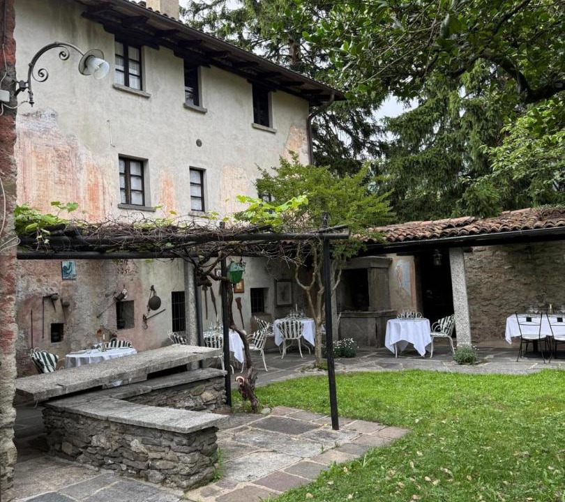 Photo of Others in Torricella Taverne