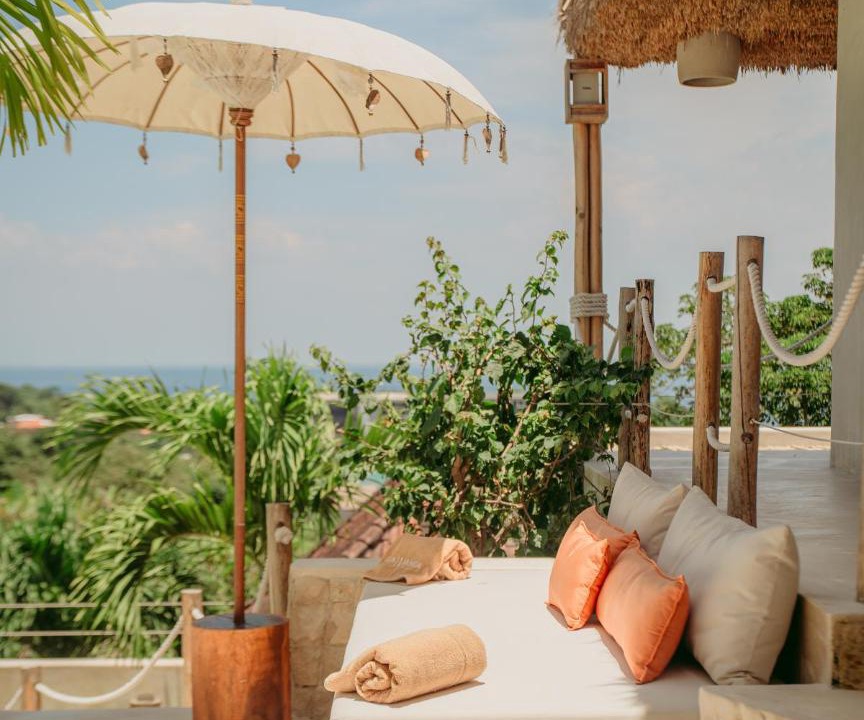 Photo of Patio Balcony in Mushroom Bay
