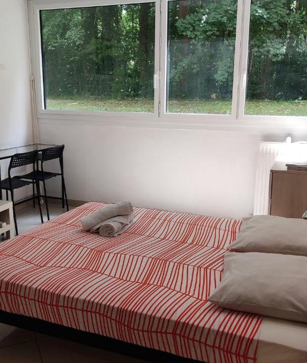 Photo of Bedroom in Vaux-le-Penil