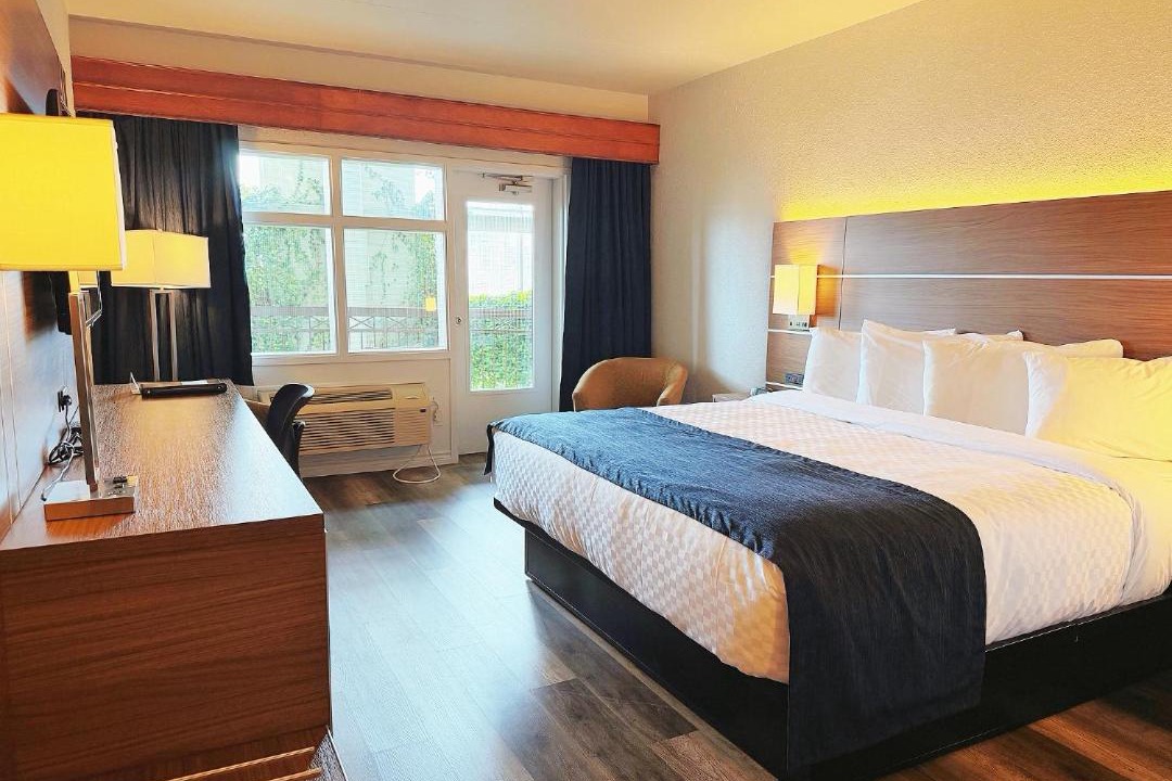 Photo of Bedroom in Desjardins