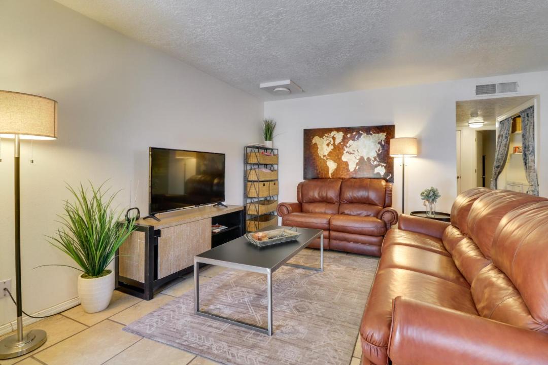 Photo of Livingroom in Northeast Heights