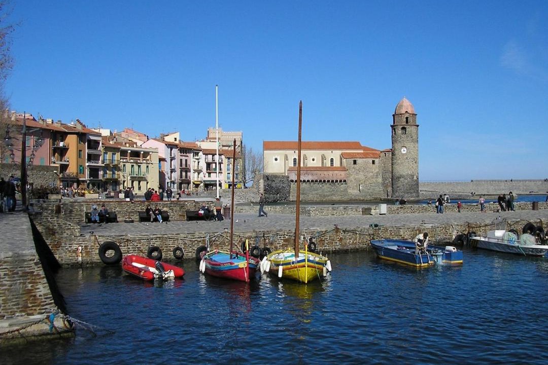 Photo of Buildings in Sorede