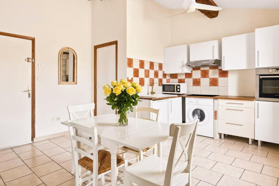 Photo of Kitchen in Aigues-Mortes Medieval City