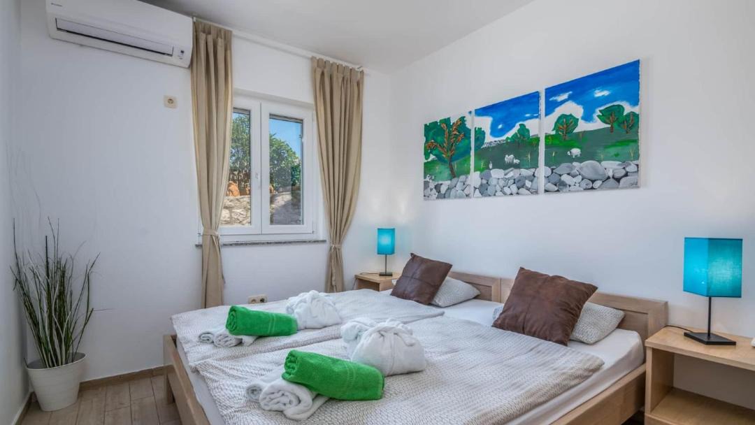 Photo of Bedroom in Miholascica