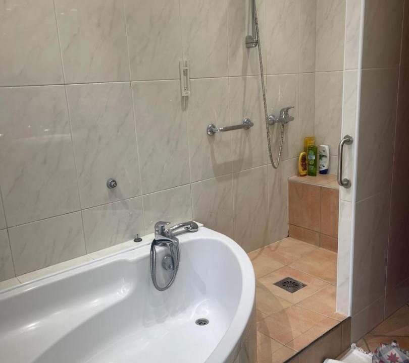 Photo of Bathroom in Bazus