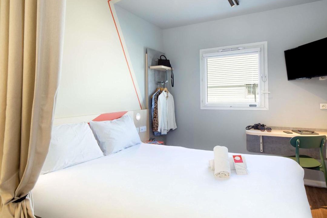 Photo of Bedroom in 16th Arrondissement