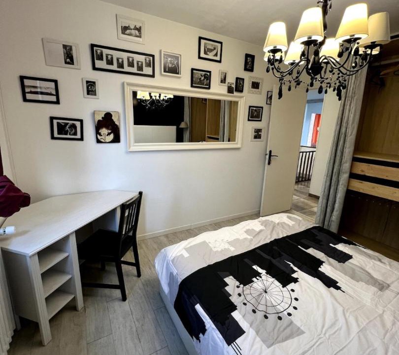 Photo of Bedroom in Margny-les-Compiegne