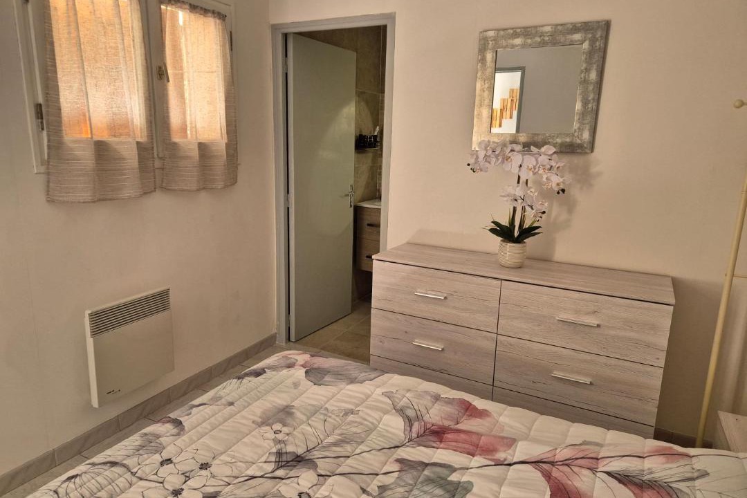 Photo of Bedroom in Entrevaux