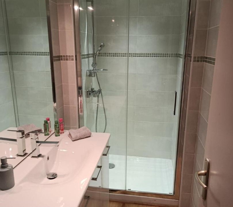 Photo of Bathroom in Tarascon-sur-Ariege