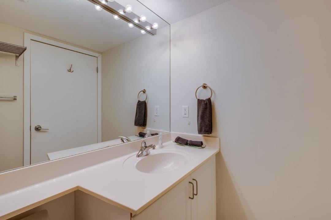 Photo of Bathroom in Fort York
