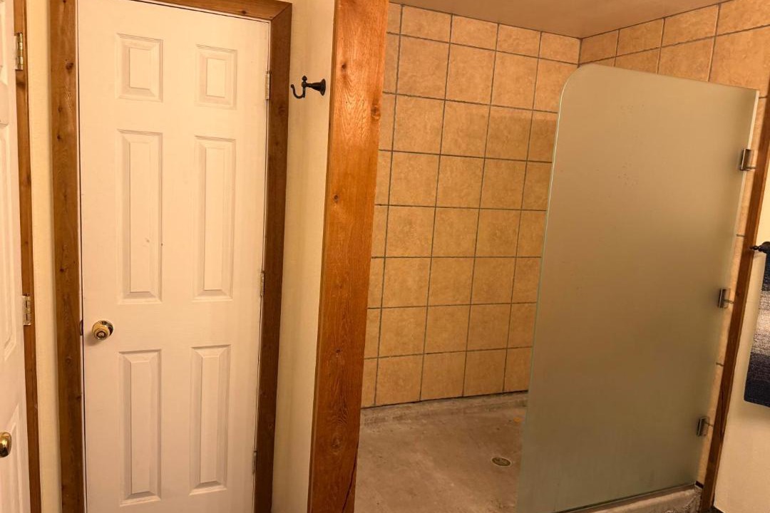 Photo of Bathroom in Vian