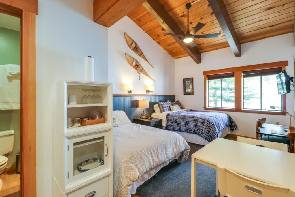 Photo of Bedroom in Tahoe Woods