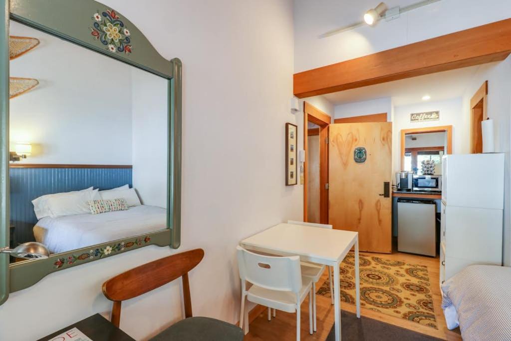Photo of Bedroom in Tahoe Woods