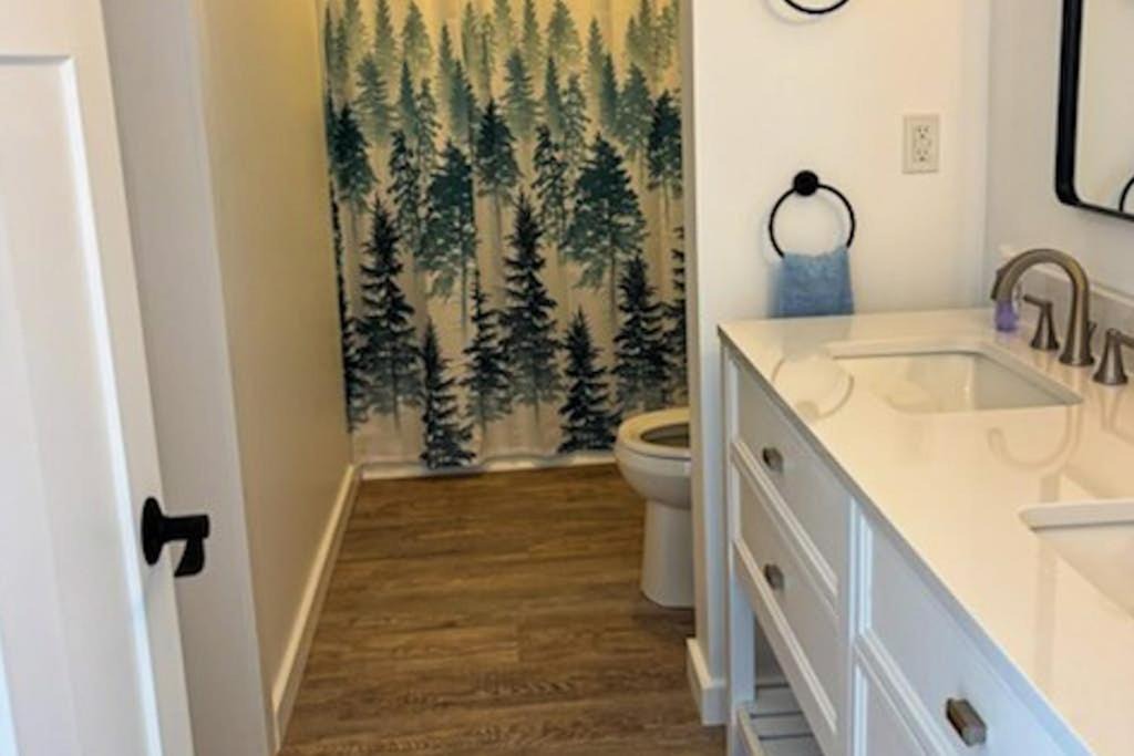 Photo of Bathroom in Isle of Springs