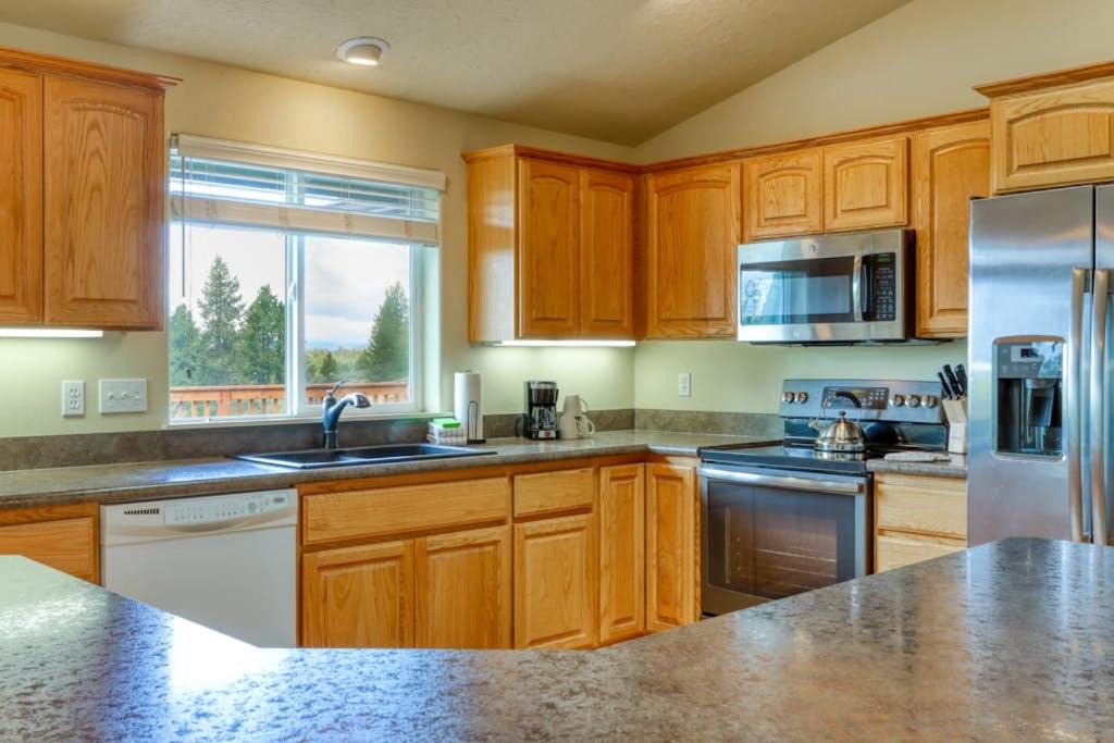 Photo of Kitchen in La Pine