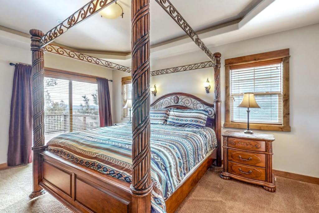 Photo of Bedroom in Redmond