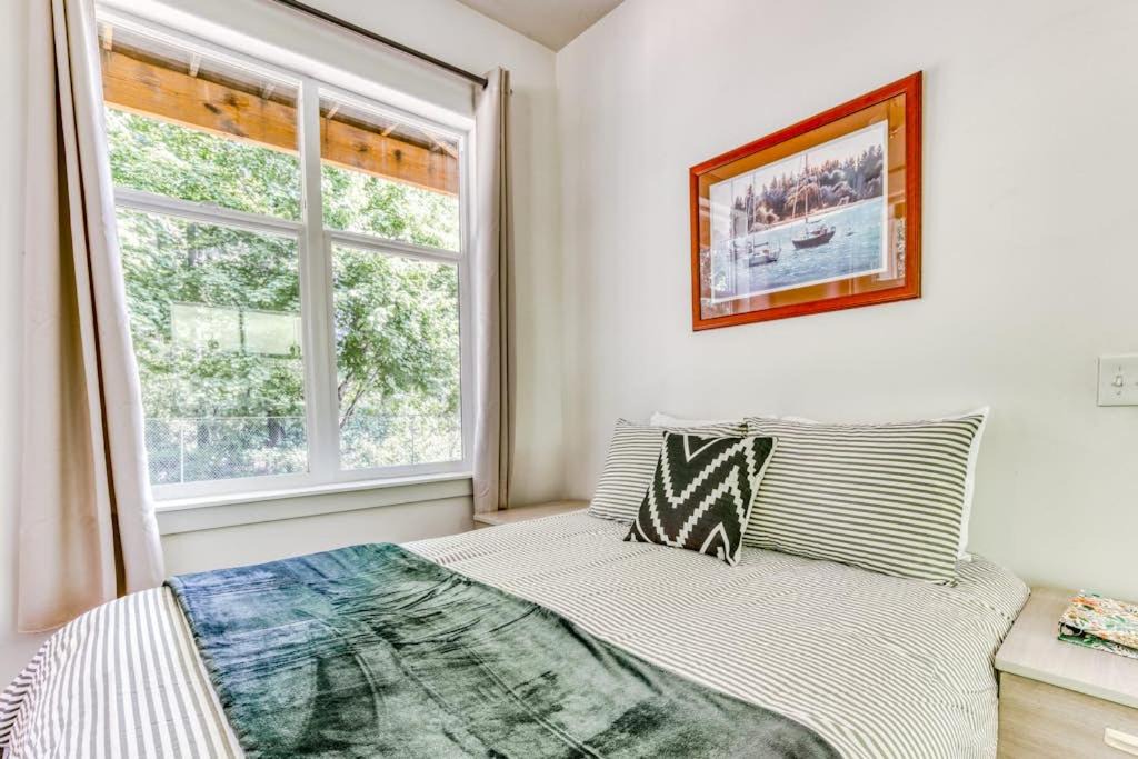 Photo of Bedroom in Stevenson