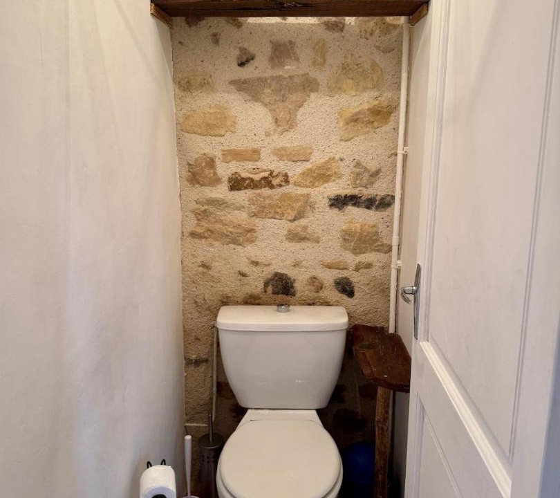 Photo of Bathroom in Coust