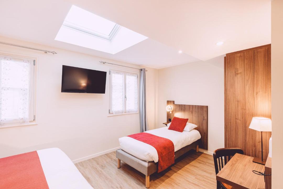 Photo of Bedroom in Chablis