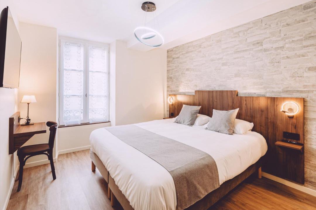 Photo of Bedroom in Chablis