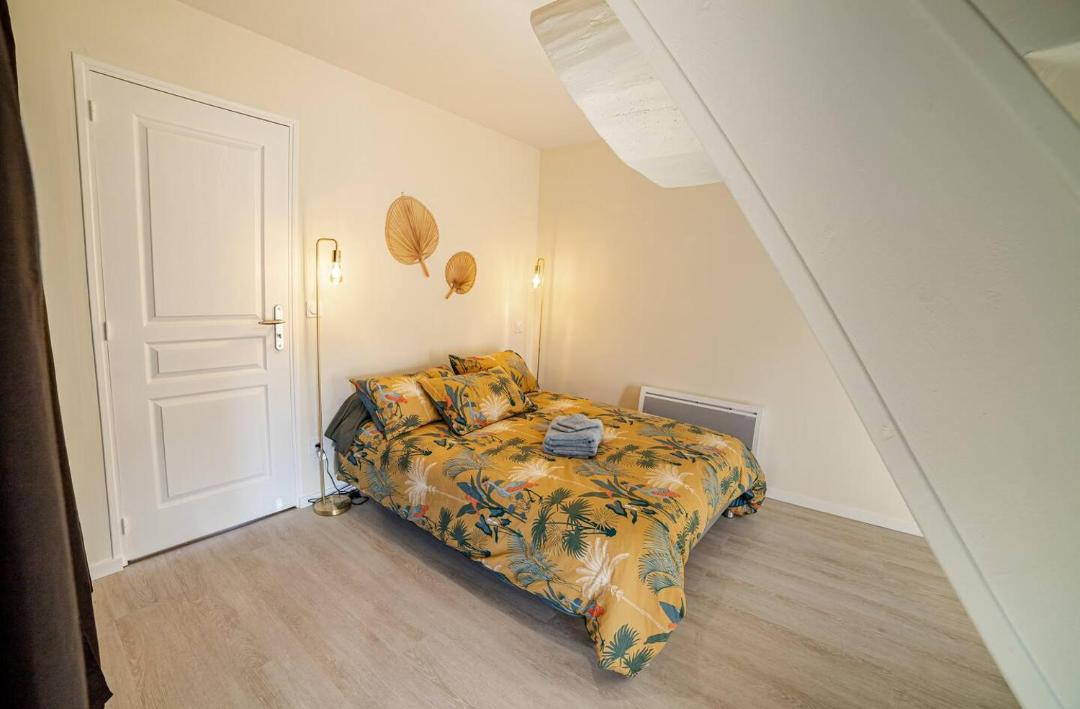 Photo of Bedroom in Castelsarrasin