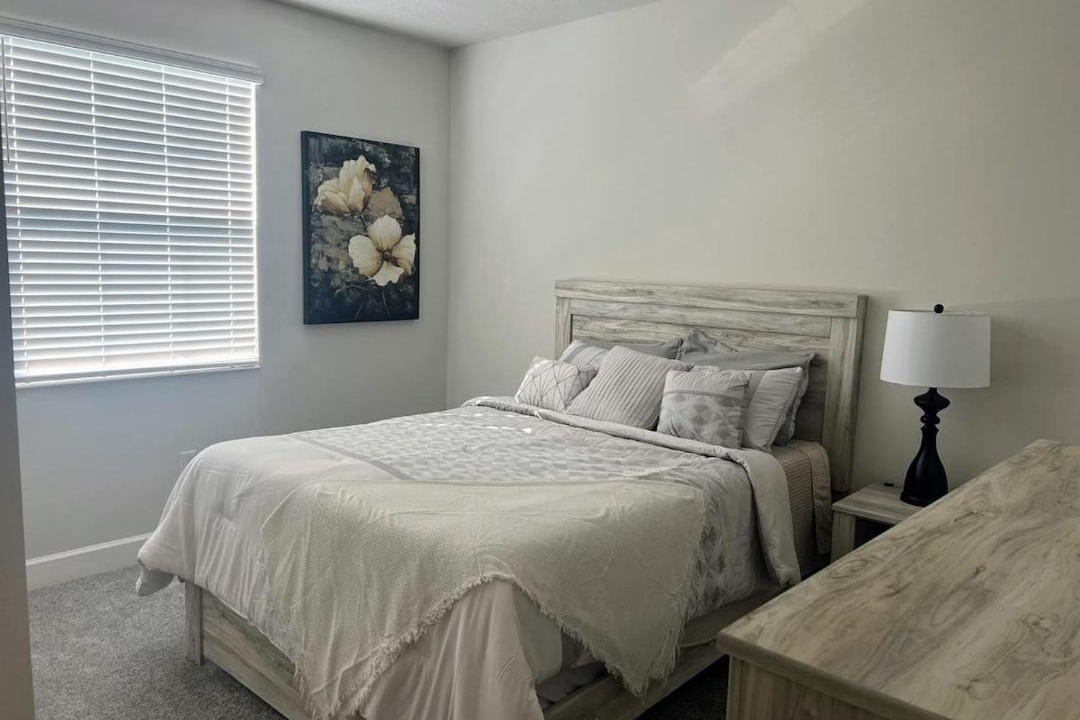 Photo of Bedroom in DeBary