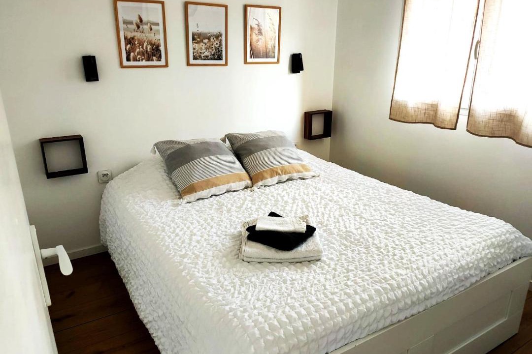 Photo of Bedroom in Virsac