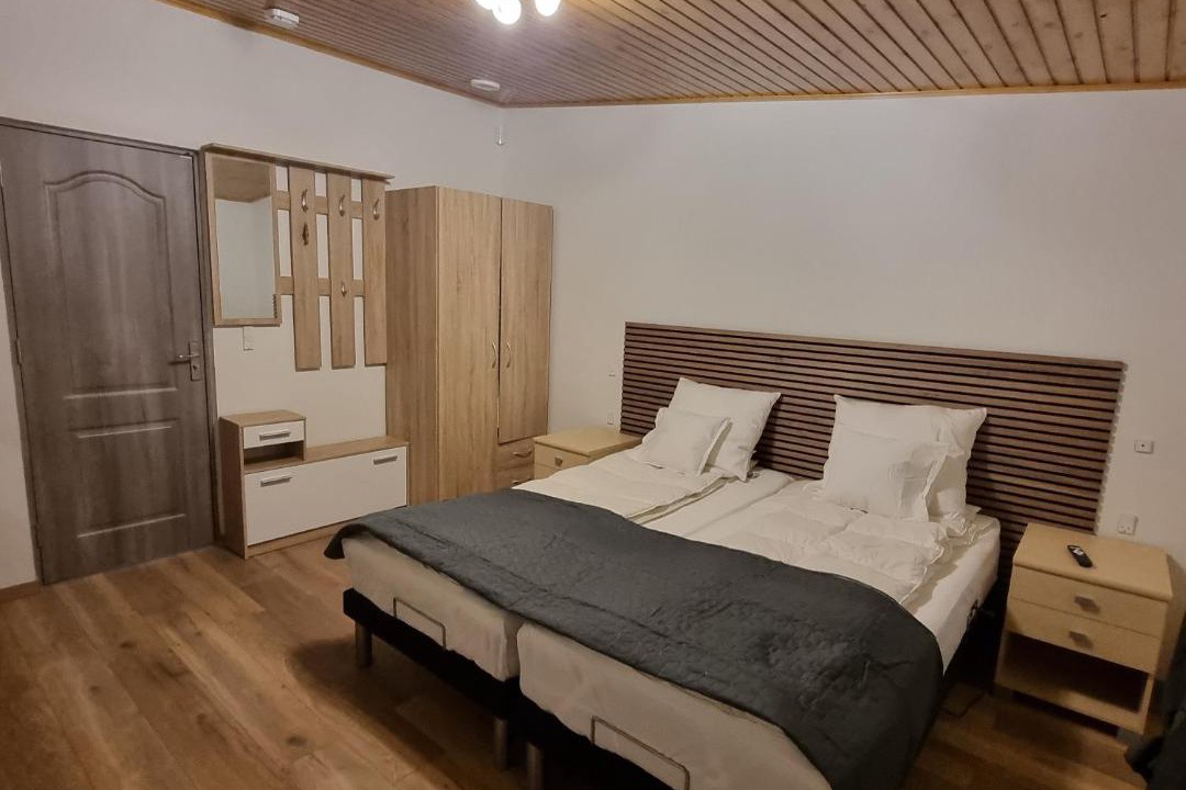 Photo of Bedroom in Give