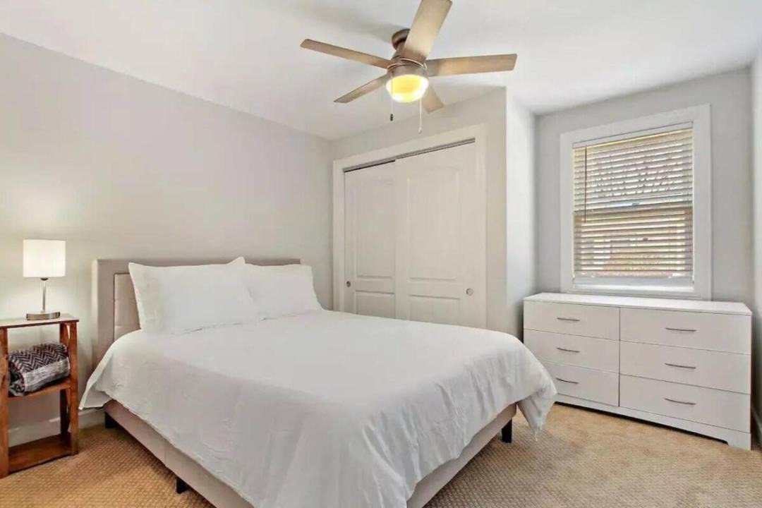 Photo of Bedroom in Libertyville
