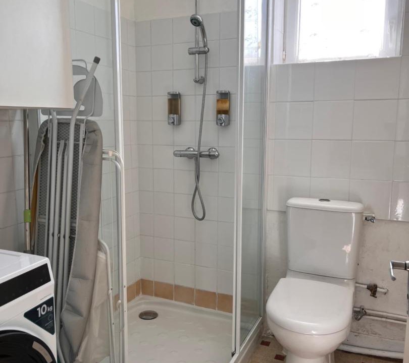 Photo of Bathroom in Noyant-Villages