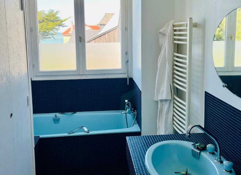 Photo of Bathroom in Lancieux