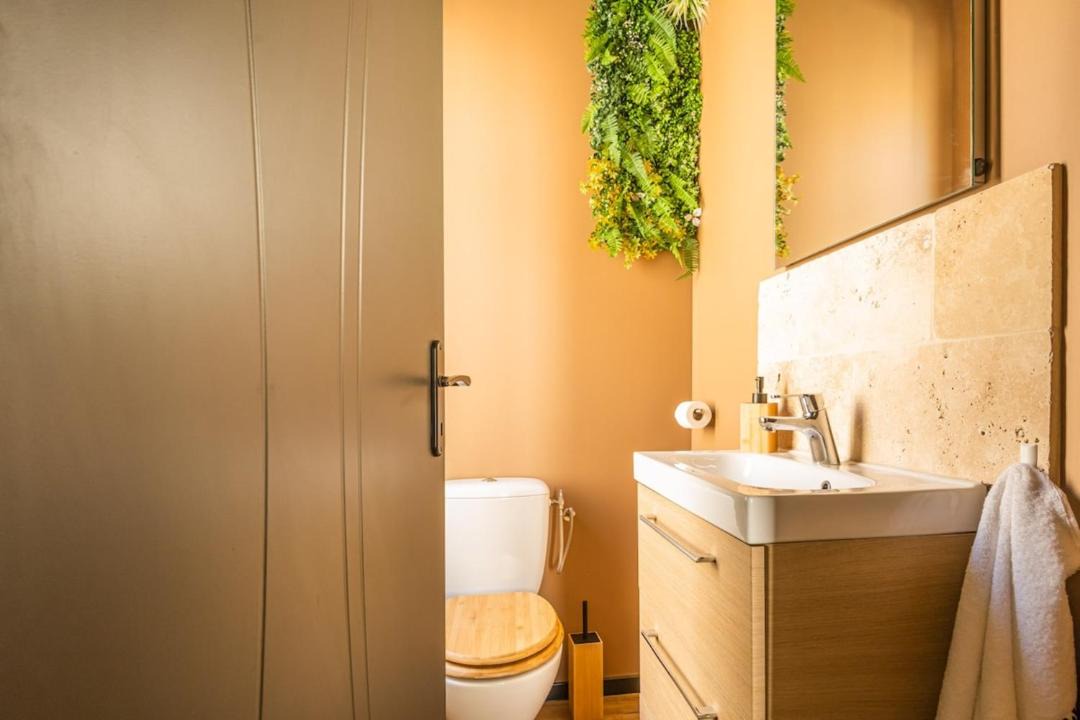 Photo of Bathroom in Maraussan