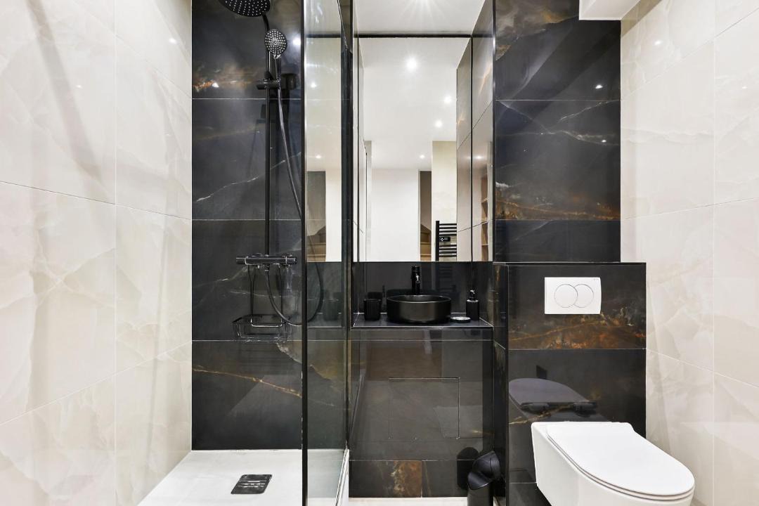 Photo of Bathroom in Asnieres-sur-Seine